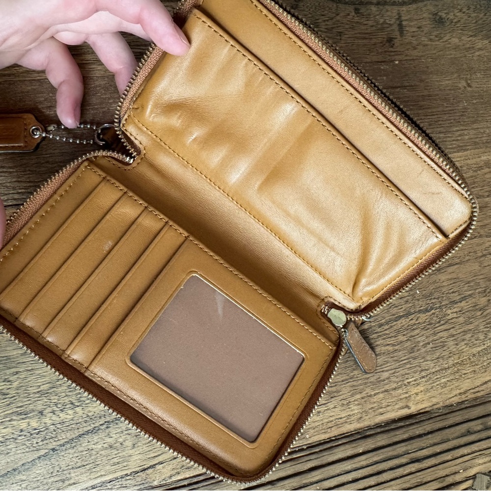 Coach Brown Leather Zip Wallet - Picture 5 of 5